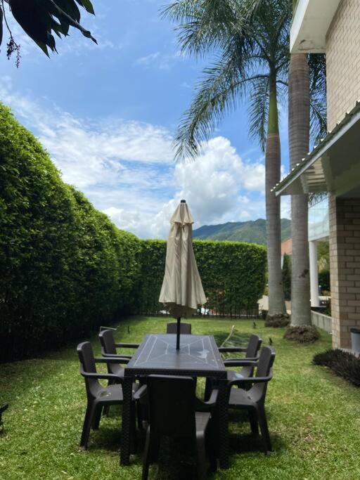 Comoda Casa Finca Con Piscina - San Jeronimo, Ant Medellín Extérieur photo